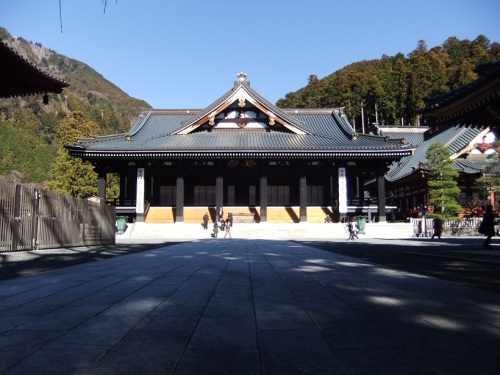 身延山久遠寺５