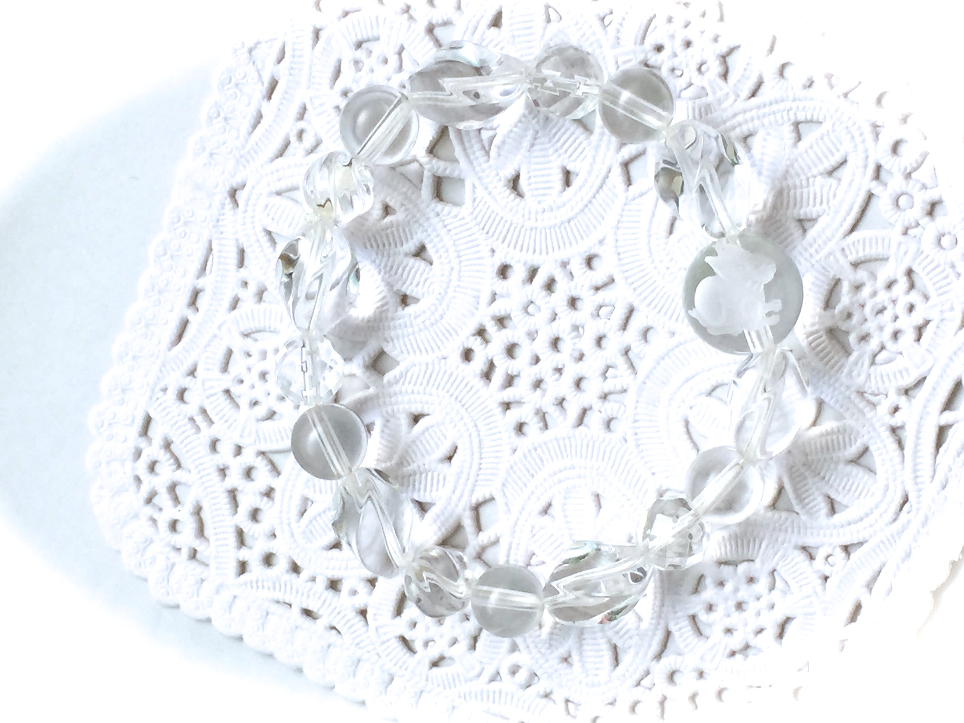 ウサギの水晶ブレスレット