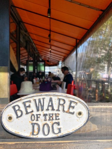 FiveFeetCafeテラス席.jpg
