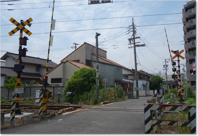 65また踏切です