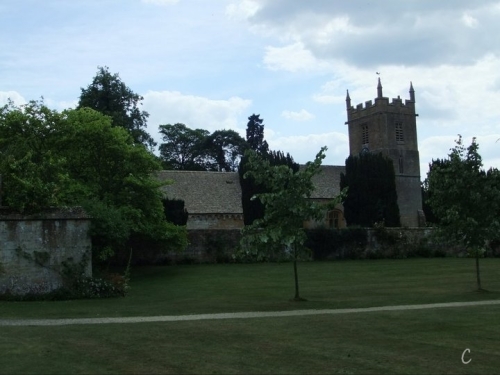 270741_10150238060347821_5270982_n[1] (2).jpg