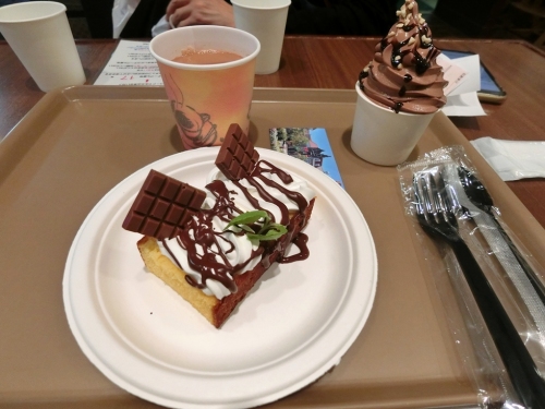 ＣＨＯＣＯＬＡＴＥ　ＨＯＵＳＥ　チョコテラ・チョコレートソフトクリーム.JPG