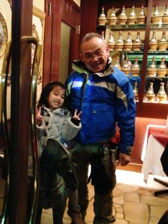IMG_7750 ニコラス入口.jpg