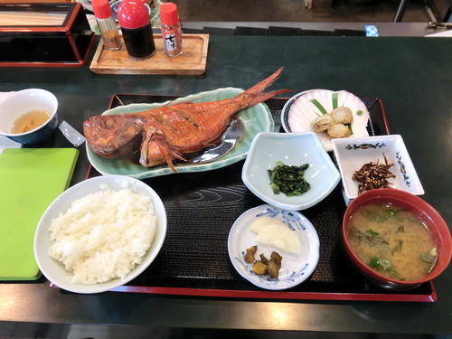 カネシチ水産　金目鯛煮付け