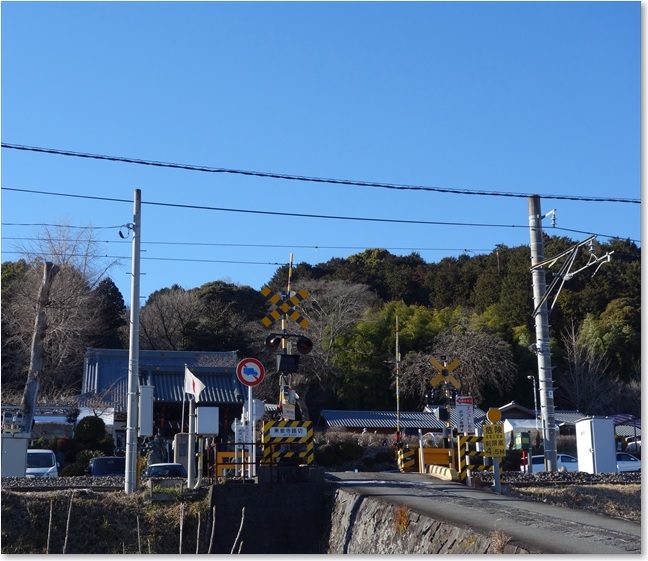 50東泉寺踏切