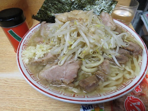 20140421_ラーメン二郎 環七新代田店_小ブタ塩野郎ラーメン、クリームチーズ、かつおぶしweb.JPG