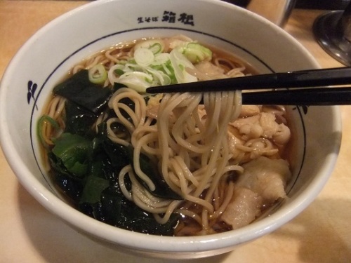 生そば箱根秋葉原店の肉生姜そば２20120205.JPG