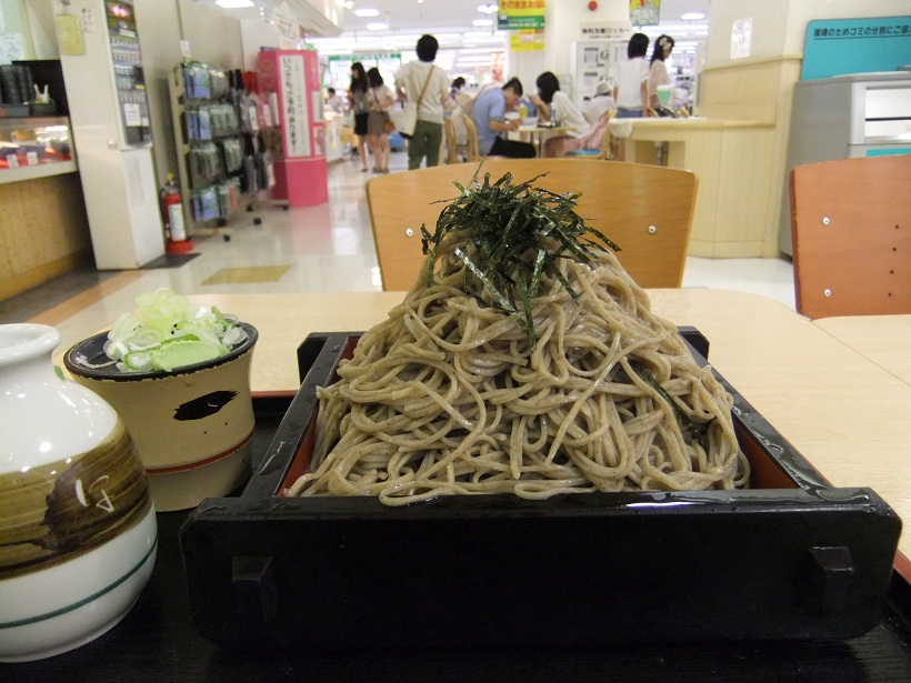 小菅亭イトーヨーカドー長野店の特盛富士山ざるそば２20120909.JPG