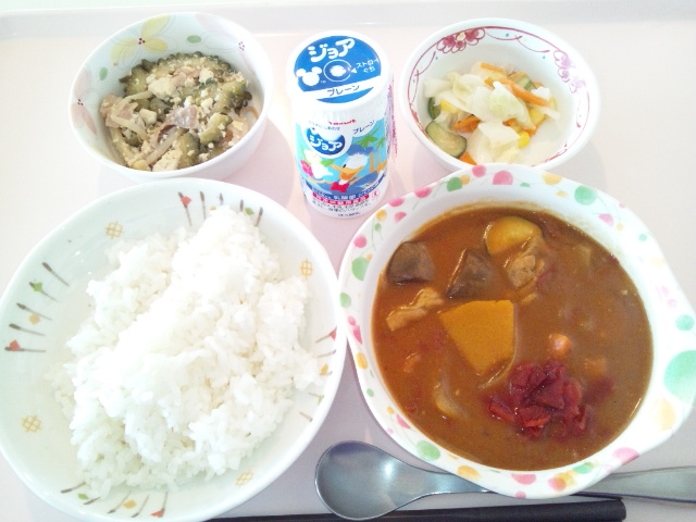 夏野菜のチキンカレー.jpg