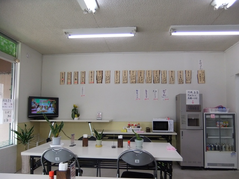 鈴八＠新田の店内１20120511.JPG