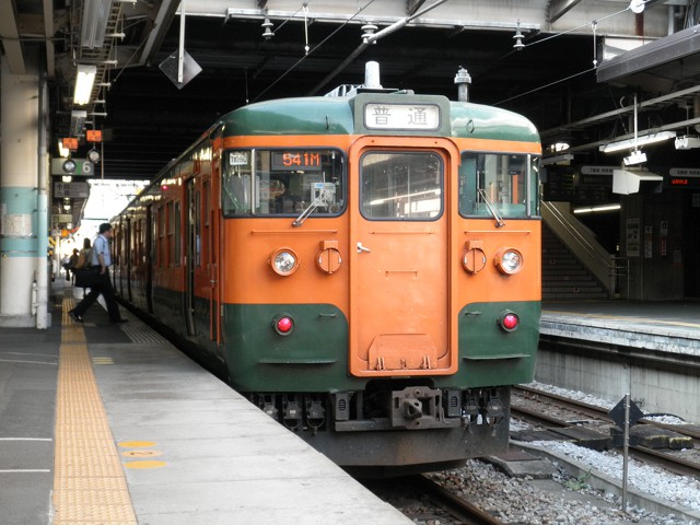 115系1000番台 上越線3.jpg