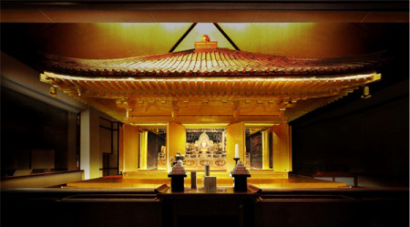 中尊寺金色堂.jpg