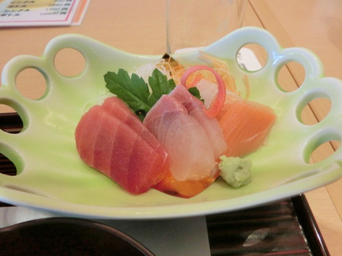 日本料理　鯉之助　静御膳　お刺身.jpg