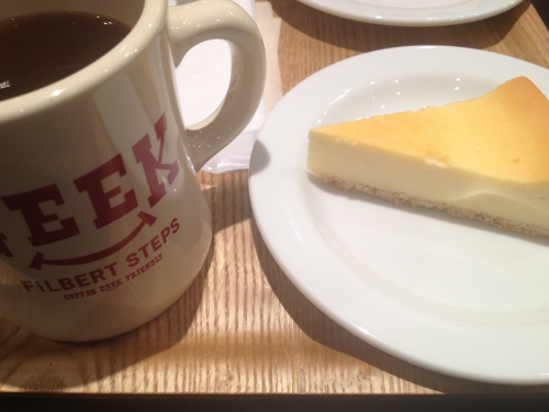 コーヒーとチーズケーキ