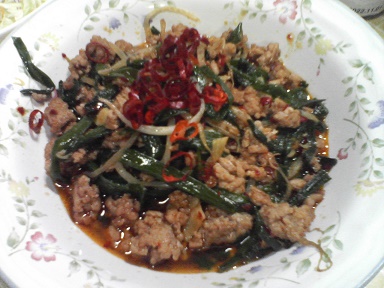 ニラ炒め24060702