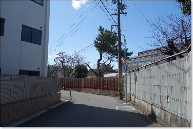 61こんな路地を・・・