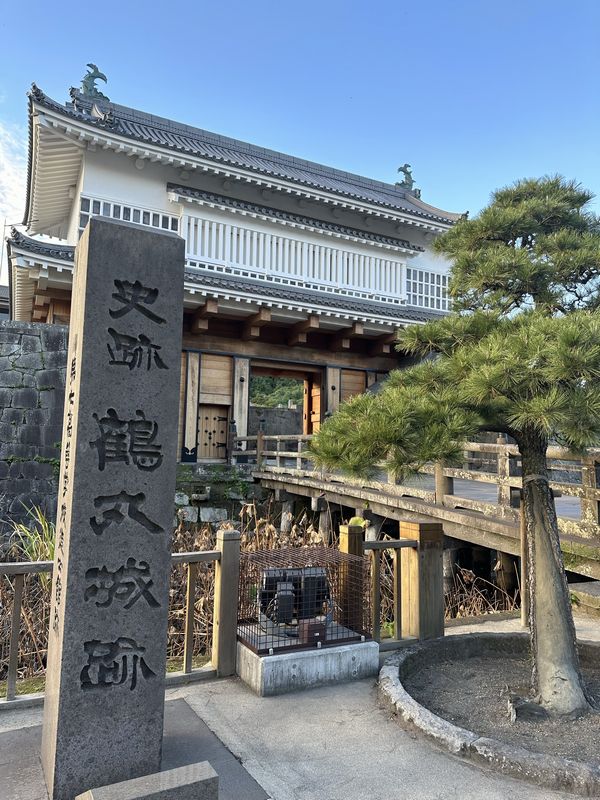 市内観光_03_鶴丸城跡.jpg