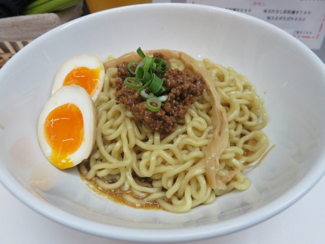 20130109_麺や金時　味玉まぜそばfTweb.JPG