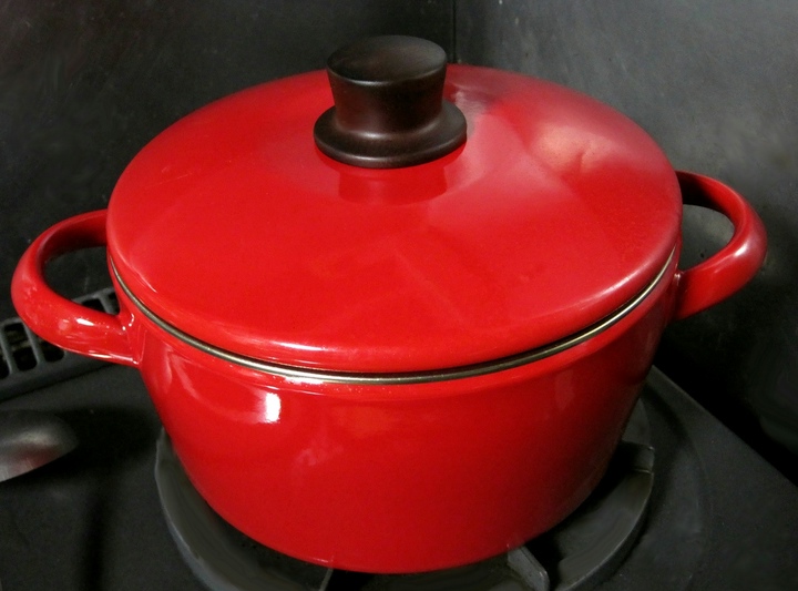 ホーロー両手鍋 01.jpg