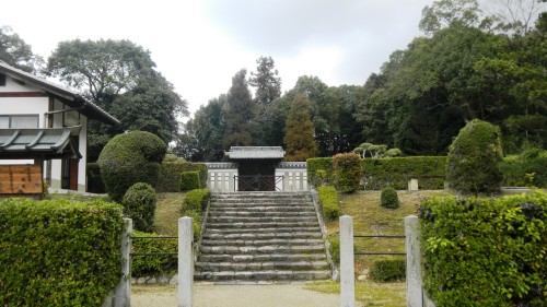 002崇道天皇陵 (2).JPG