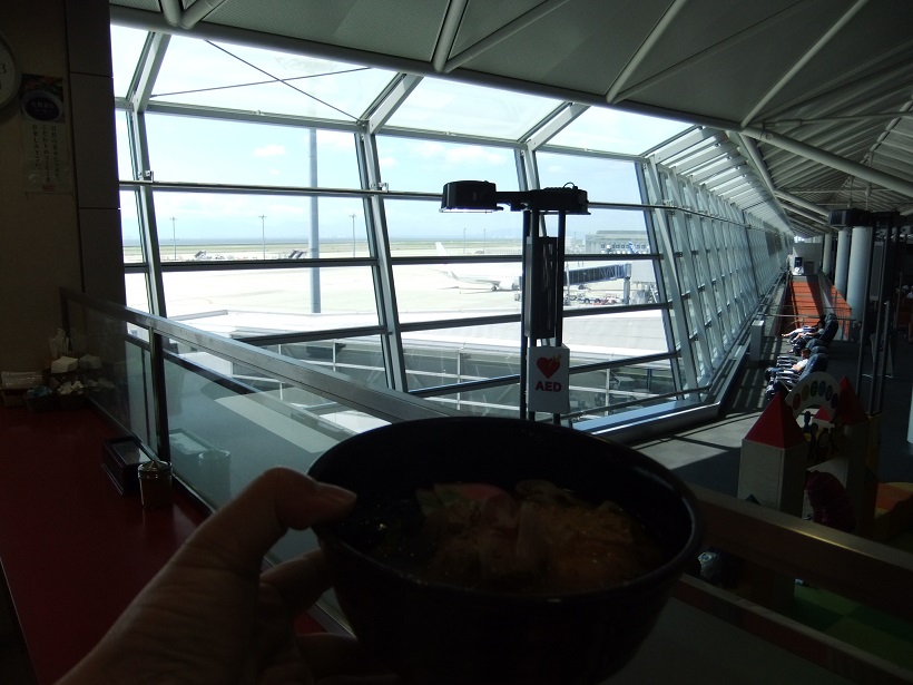 ブルースカイ中央ゲート店＠中部空港のきしめん３20130802.JPG