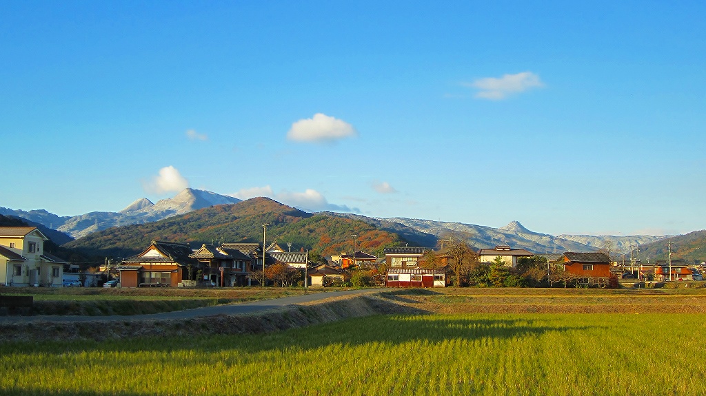 豊前の山々雪景色.jpg