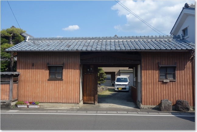 104一応長屋門？