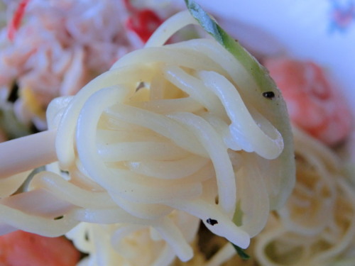 桃花林　海鮮冷やし中華　麺アップ.jpg