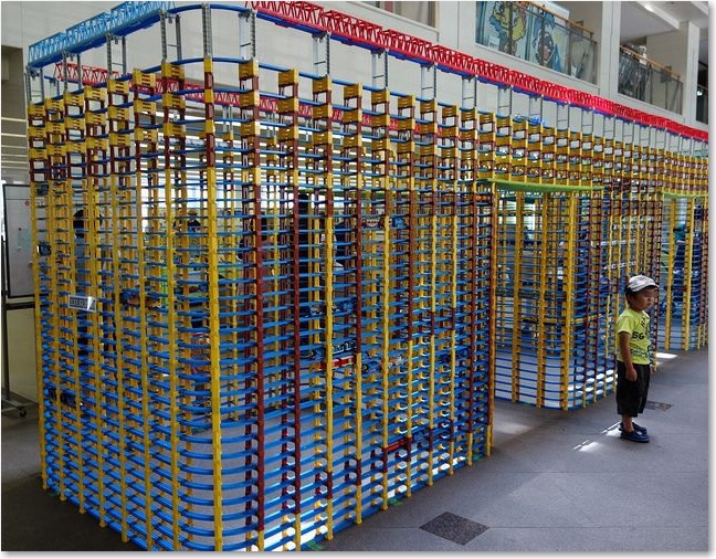 08立体レール！