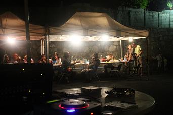 fete voisin1.JPG