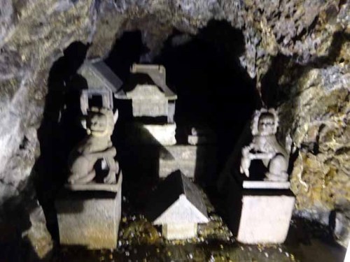 江の島神社発祥の地 (1).JPG