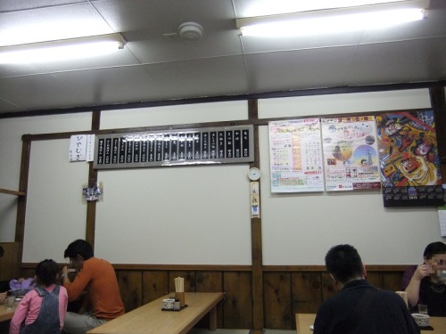 翁そば＠浅草の店内20120616.JPG