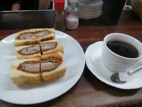 20150207_センリ軒ヒレカツサンドとコーヒー.JPG