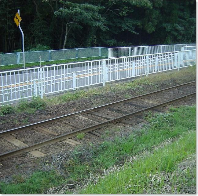 28線路沿いに戻る