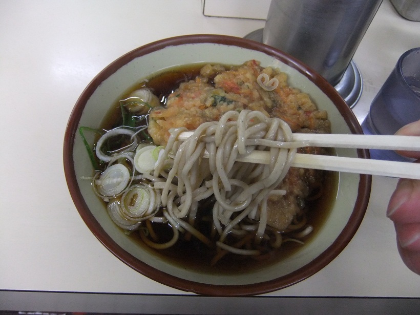鈴一＠横浜の天ぷらそば２20120626.JPG