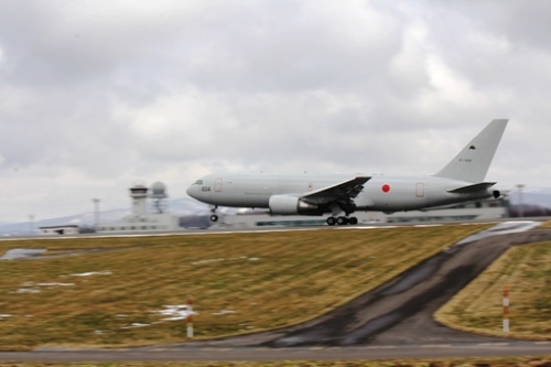 KC-767J_4.JPG
