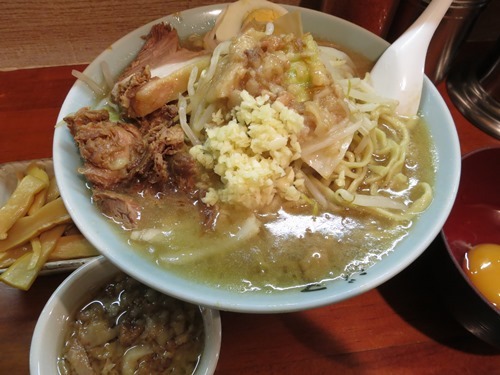 20140427_ラーメン富士丸西新井大師店_ラーメン、メンマ、生玉子web.JPG