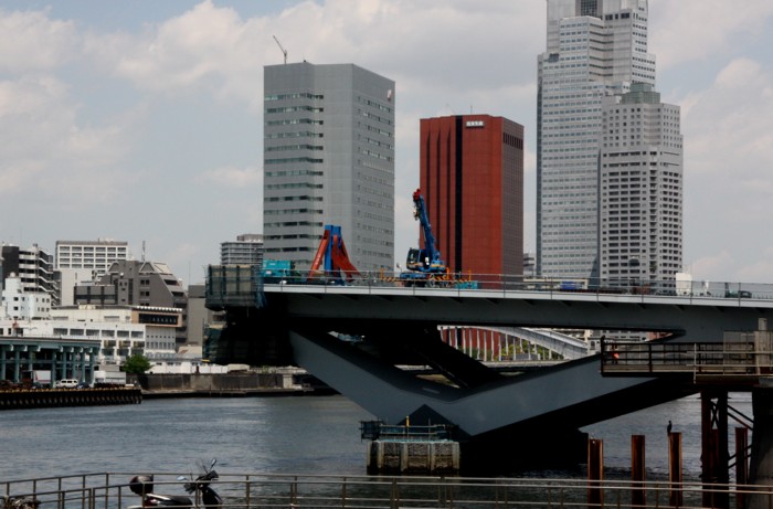 ８．築地：架橋中の橋-05D 1405qrc.jpg