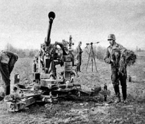 3_7-cm-flak-18-3.jpg