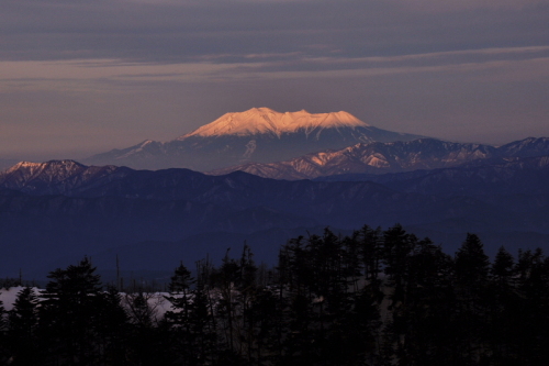 北八ヶ岳北横岳ご来光201403319.jpg