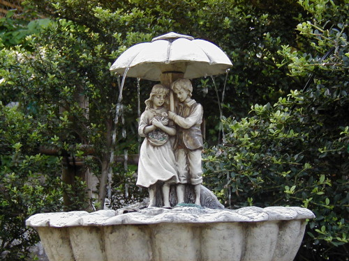 噴水　Welcomeワンちゃん　ｼｬｸﾅｹﾞ050521 001.jpg