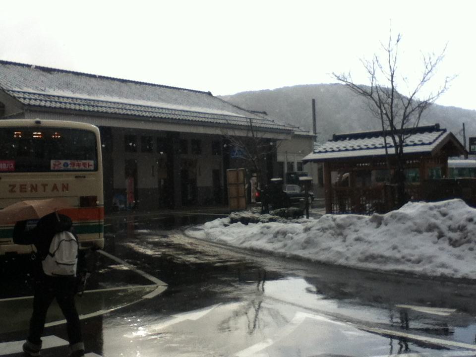 城崎は朝から雪。今、一の湯。これから地蔵湯に行きます。
