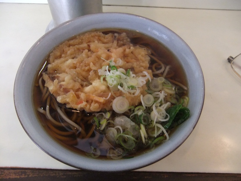 イイダヤ軒松本駅前店の天ぷらそば１20130106.JPG