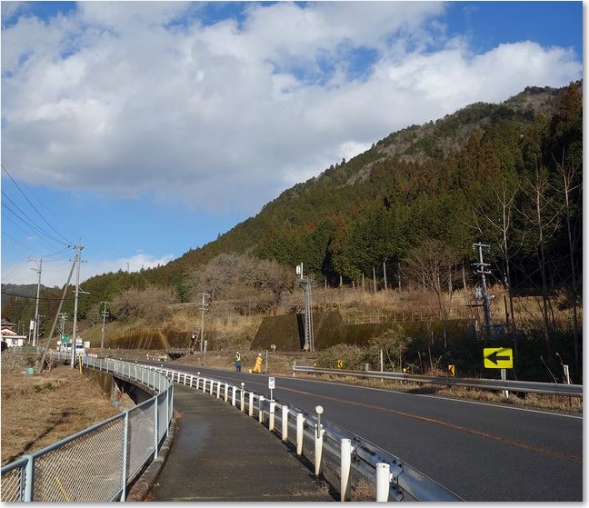 46右は高山本線
