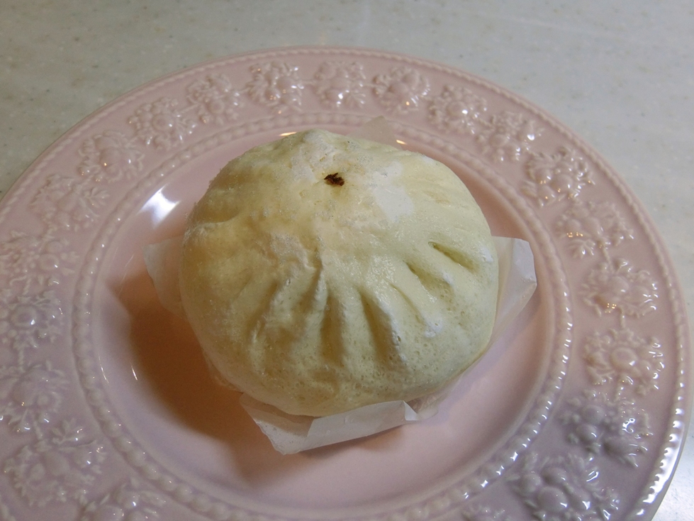 維新號　だし醤油の松坂牛肉まん.JPG