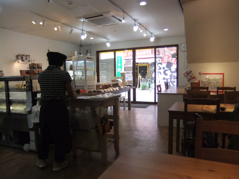 千住旭町・千住丸武の店内20130821.JPG