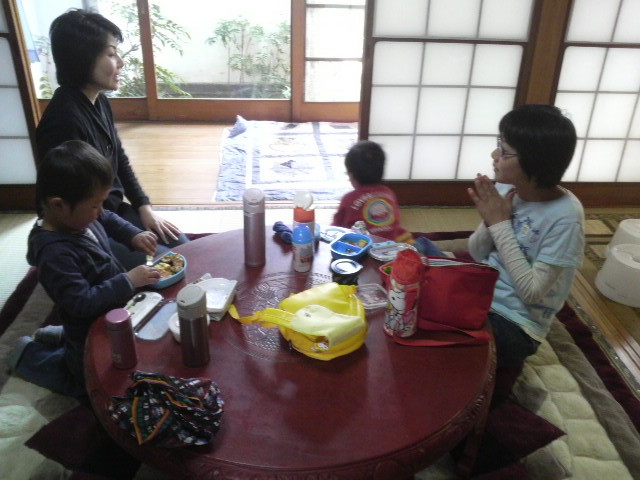 2013032212030000(V.2013_04_13__11_15_27).jpg