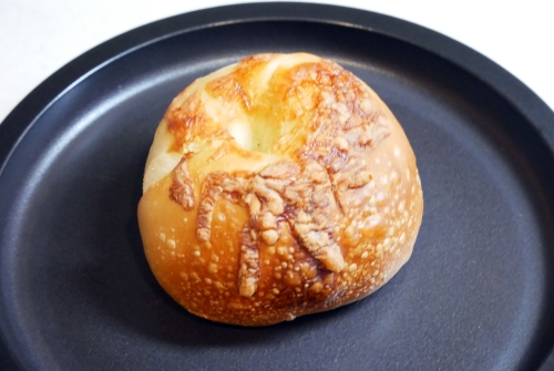 ＳＯＮＯＨＩ　ＢＡＧＥＬ　２種のチーズ.JPG