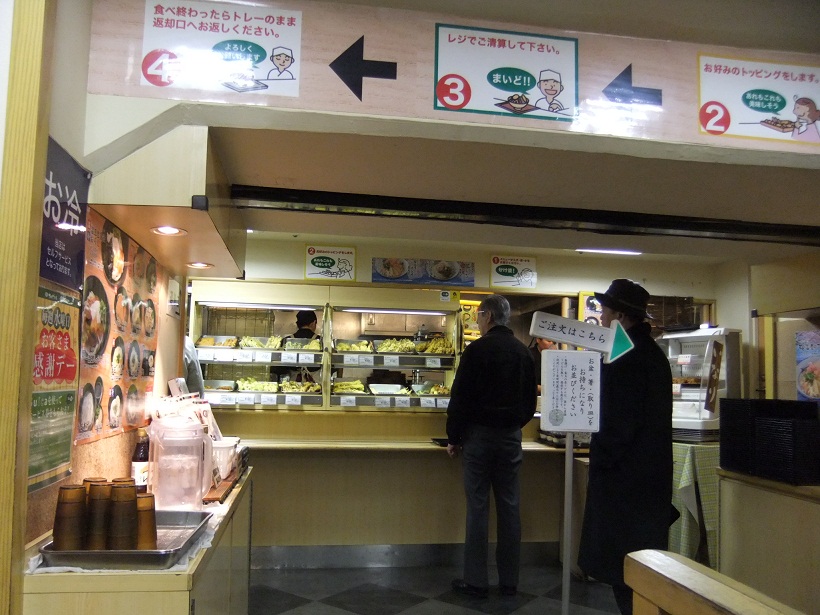 さぬきうどんＮＲＥ＆めりけんや上野１号店＠JR上野駅の店内20120326.JPG