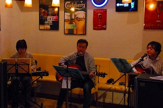 同僚のフォークライブへ 012.jpg